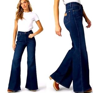 NWOT 70'S Wrangler Wanderer High Rise Flare Jeans size 29
